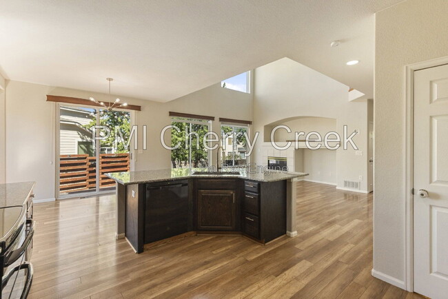 Building Photo - 2917 S Zeno Way