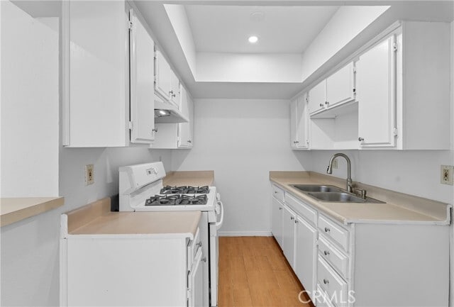 Building Photo - 1605 Winona Blvd