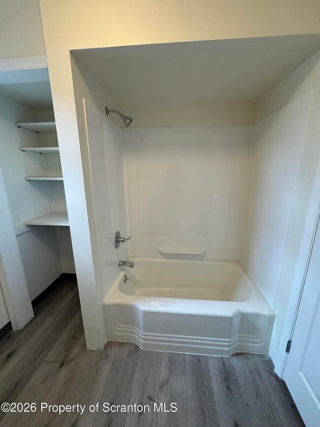 Building Photo - 615 3rd St