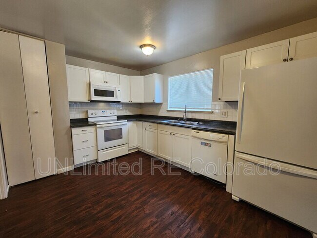 Primary Photo - 6750 Wadsworth Blvd