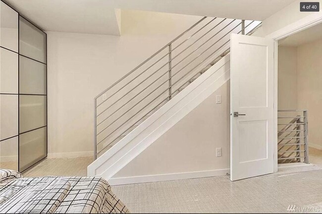 Building Photo - 1406 N 95th St