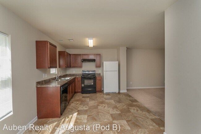Building Photo - 3 br, 1.5 bath House - 4010 Rambling Way