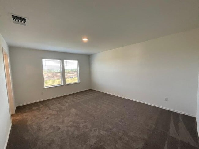 Building Photo - 337 Redonda Dr