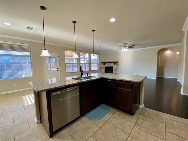 Building Photo - 7021 Spade Ranch Rd