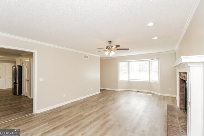 Building Photo - 5902 Bridgemont Pl
