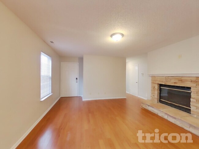 Building Photo - 11811 Wapiti Way