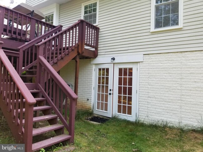 Primary Photo - 4104 Swiss Stone Dr