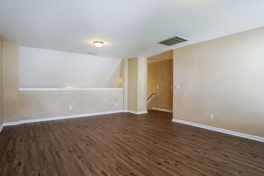 Building Photo - 4011 Massey Wood Trail