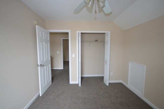 Building Photo - 301 Indian Branch Dr
