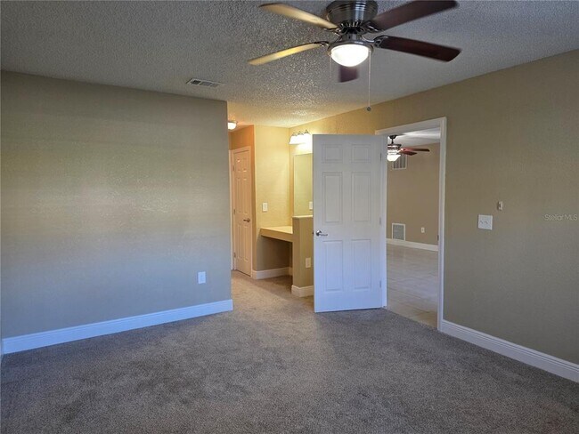 Building Photo - 1105 Clubside Dr