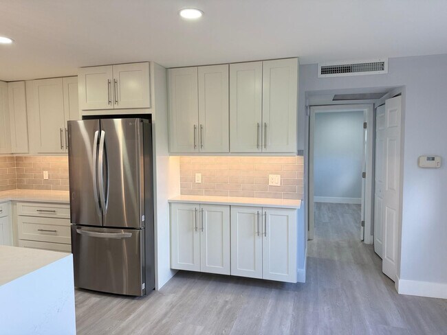 Building Photo - 214 Monaco Blvd