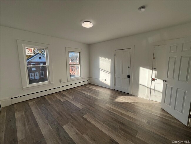 Building Photo - 191 N Hamilton St