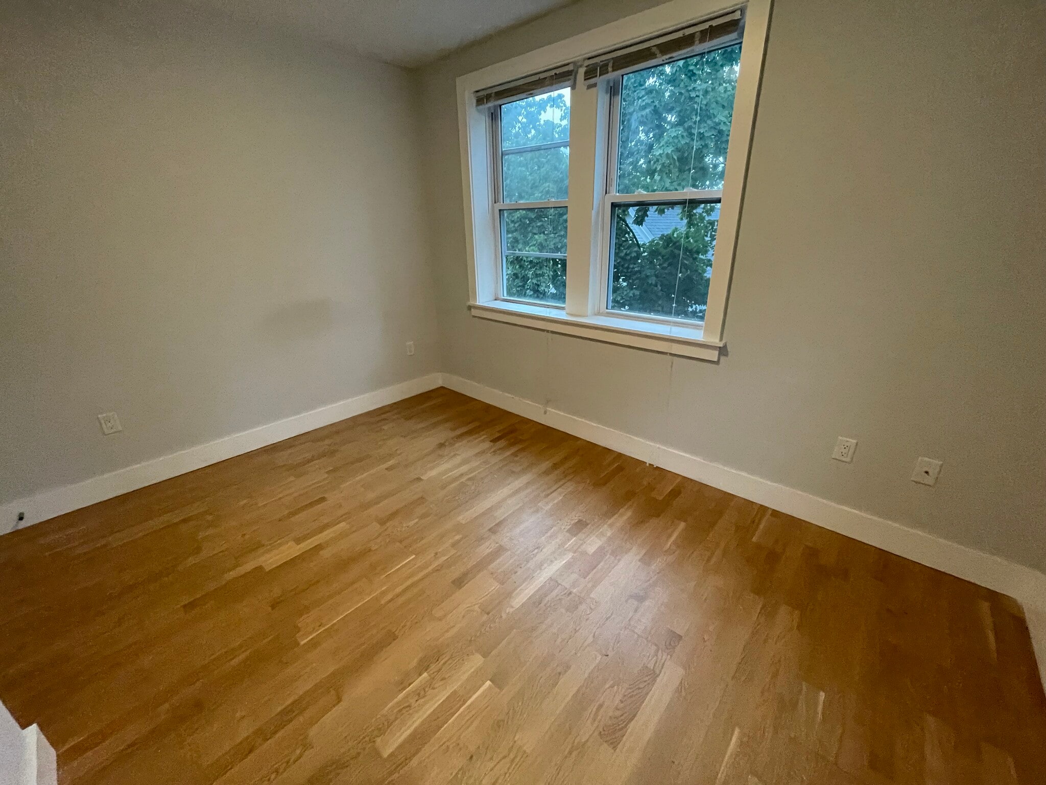 Building Photo - 130 Highland Ave