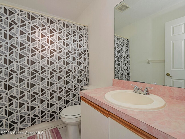 Building Photo - 483 Melrose Ln