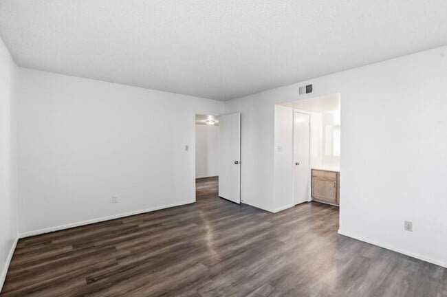 Building Photo - 2Bd/2Ba Condo in Mesa