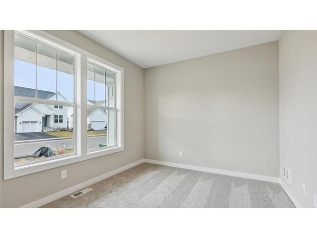 Building Photo - 5574 130th Way N