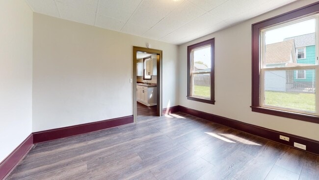 Building Photo - Cudell Area - 4 Bedroom Single Family Home