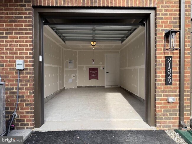 Building Photo - 21829 Express Ter