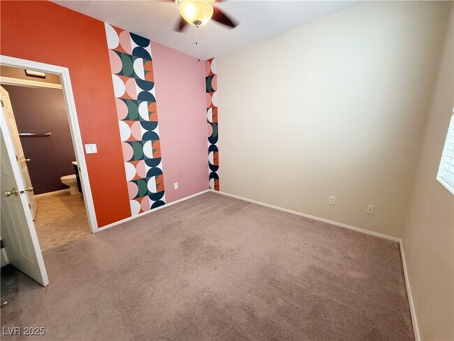 Building Photo - 5057 Shadow Valley St