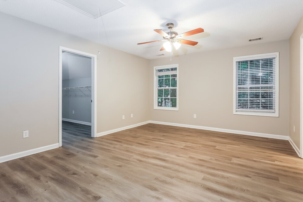 Building Photo - 859 Betsy Ross Trail