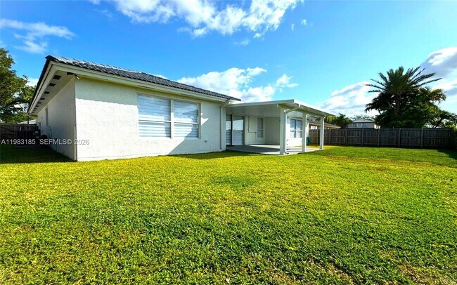 Building Photo - 15840 SW 151st Terrace