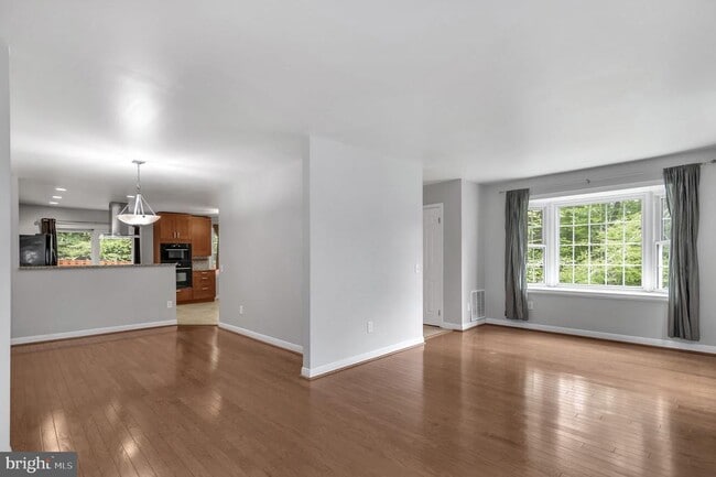 Building Photo - 8914 Grandstaff Ct