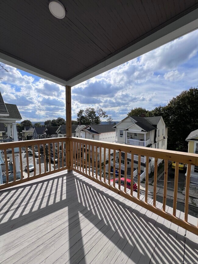 Building Photo - 36 Vermont St