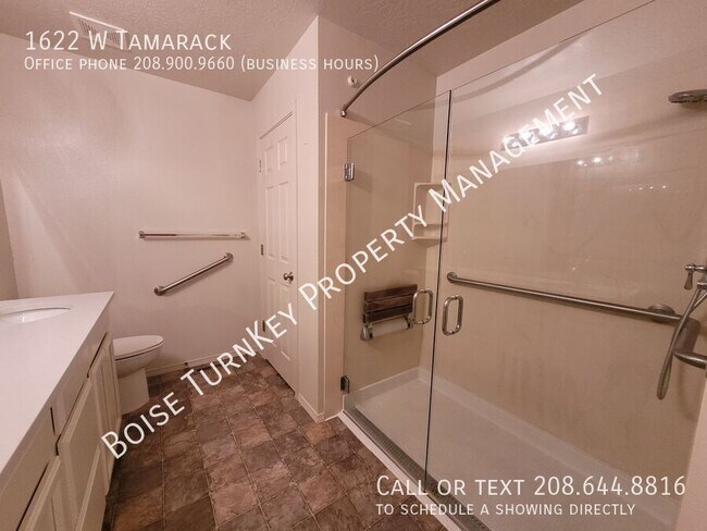 Building Photo - 1622 W Tamarack Dr