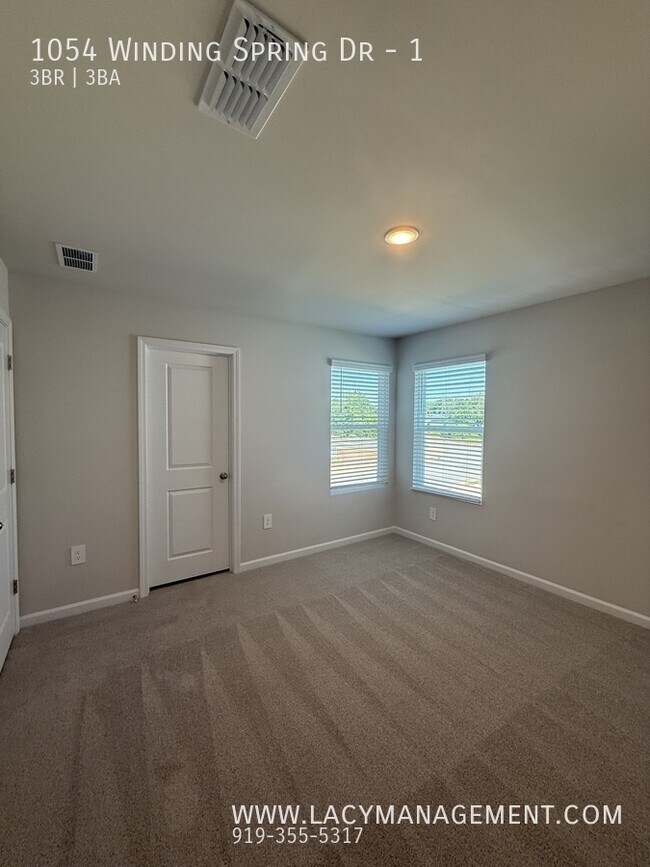 Building Photo - 1054 Winding Spg Dr