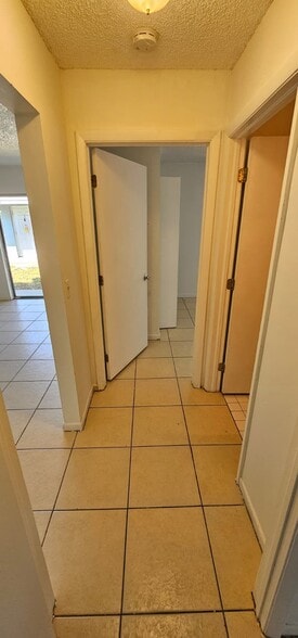 Building Photo - 1491 NW 22nd Ct