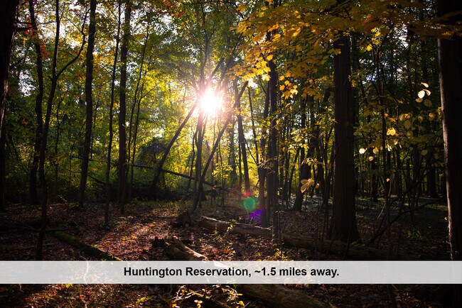 Building Photo - 345 Kenilworth Rd