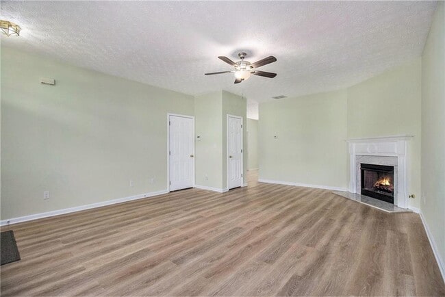 Building Photo - 3012 Kentmere Dr