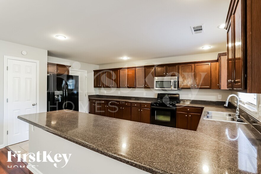 Building Photo - 59 Sugar Berry Pl