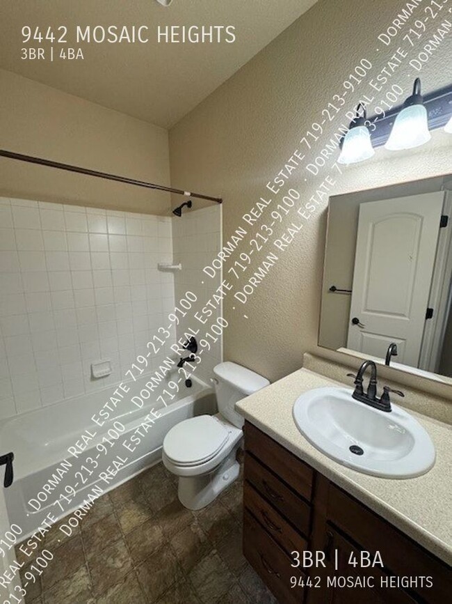 Building Photo - 9442 Mosaic Heights