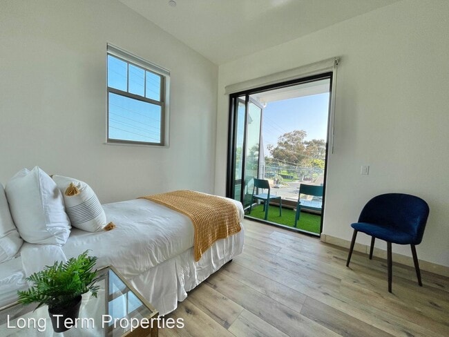 Building Photo - 5 br, 6 bath House - 1284 Pine Ave