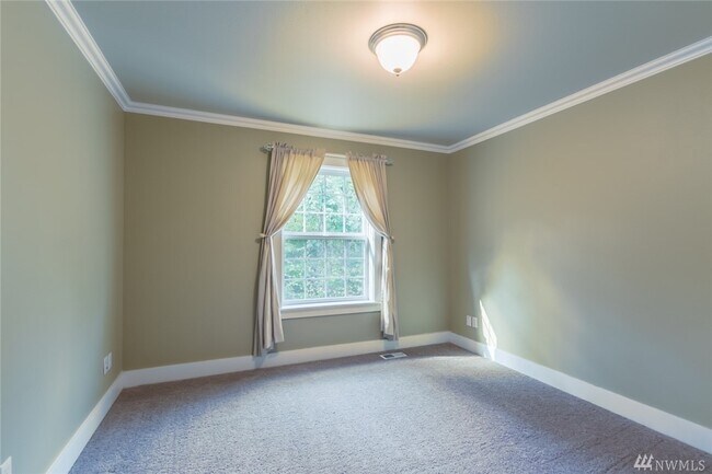 Building Photo - 16619 249th St E