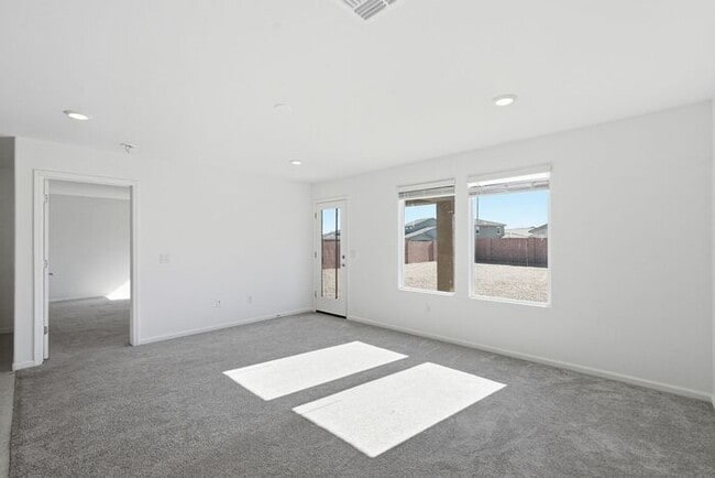 Building Photo - Modern Comfort Meets Desert Serenity – 4 Bed Rocking K Rental Home Available Now!