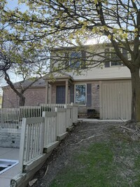 Building Photo - 3025 Forest Creek Ct
