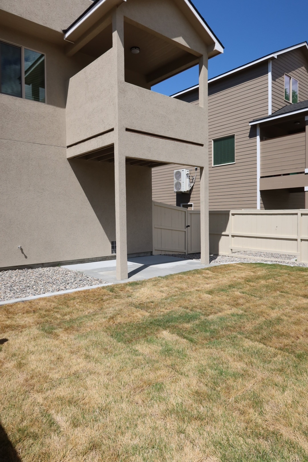 Building Photo - 507 Carol Ave