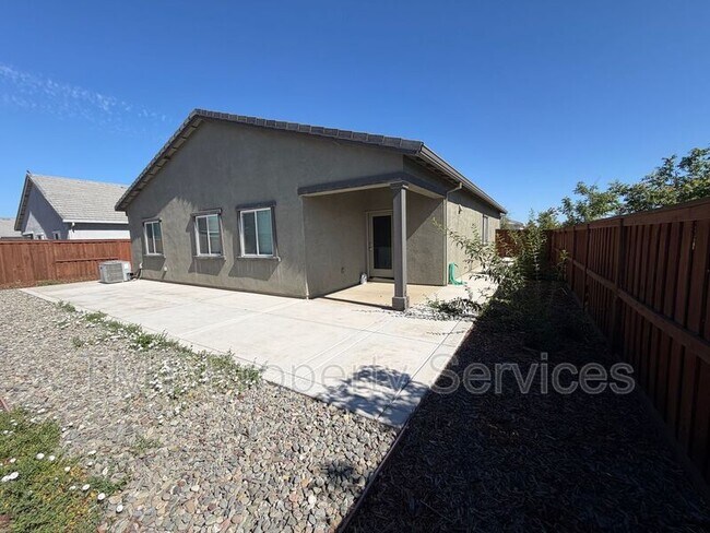 Building Photo - 1705 Orchid Ave