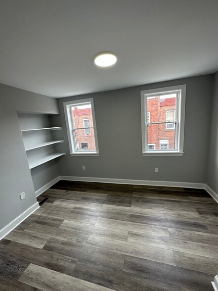 Building Photo - 2041 S Norwood St