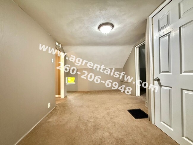 Building Photo - 1307 Barthold St