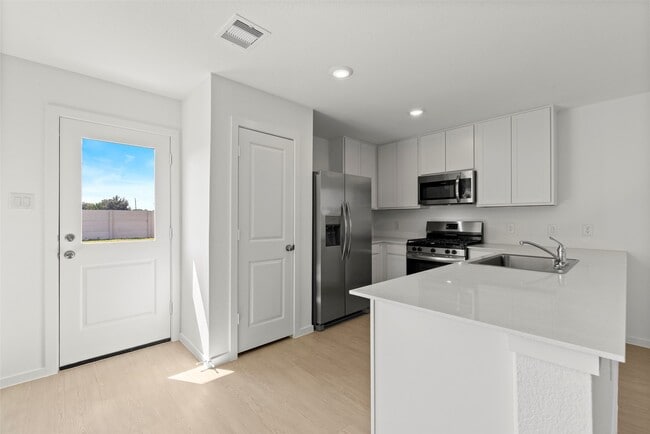 Building Photo - 6863 Flowering Ginger Ln