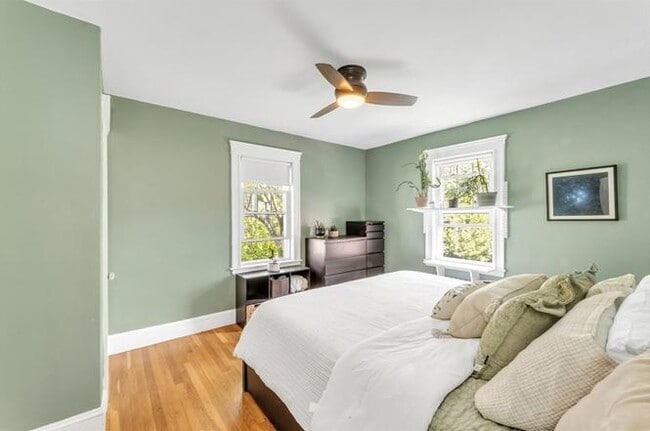 Building Photo - 32 Cotuit St