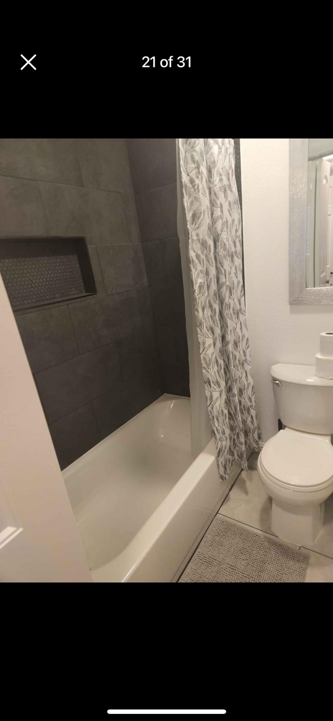Building Photo - 34902 San Rosen Ct