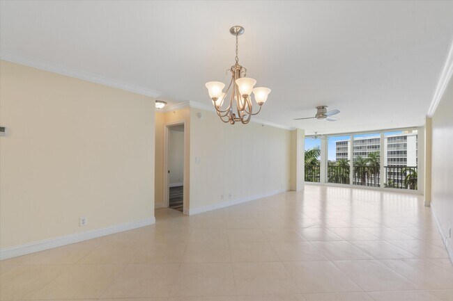 Building Photo - 3300 S Ocean Blvd