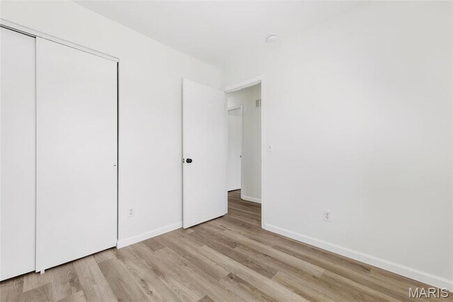 Building Photo - 32 Laura Dr