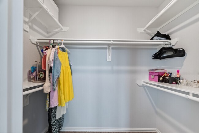 Building Photo - 2314 Trocadero Ln