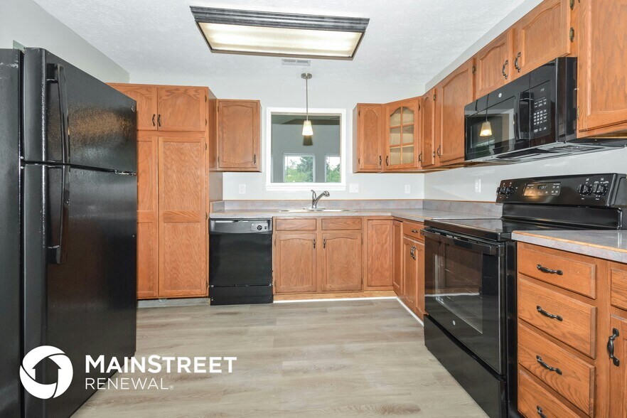 Building Photo - 1017 Crimson King Pkwy