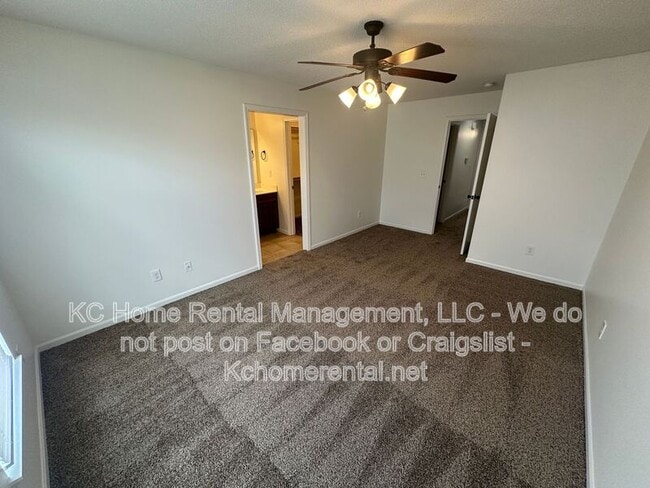 Building Photo - 12744 New Jersey Ct